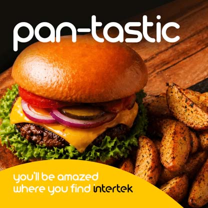 A hamburger with potato wedges